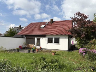 Freistehendes Einfamilienhaus / Fertighaus in Toplage