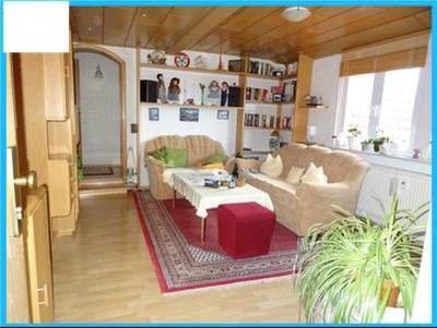 Freundliche 3 Zimmerwohnung zur Miete mit Carport, Küche und Keller