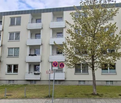 Geräumige 3- Zimmer- Wohnung in München- Hadern mit viel Natur