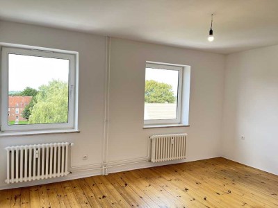 WG-Geeignete 2-Zimmerwohnung mit Küchenzeile und Duschbad in FH-Nähe