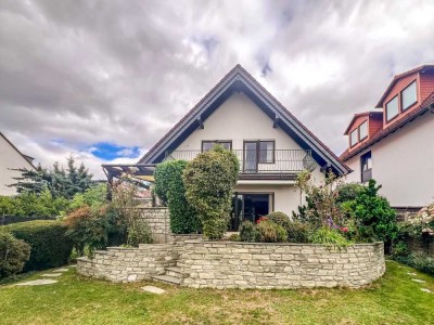 Charmantes Einfamilienhaus mit Weitblick zur Miete!