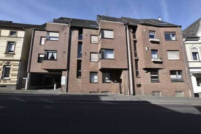 ***Schöne ETW mit PKW-Stellplatz in solidem Wohnhaus - in beste Hände vermietet***