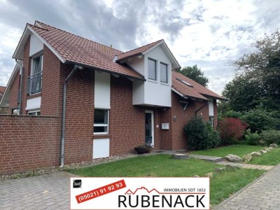 Modernes Einfamilienhaus mit Wintergarten auf schönem Grundstück in Oyle