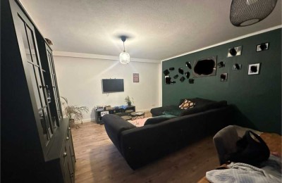 Gepflegte 3-Zimmer-EG-Wohnung mit Einbauküche in Riegelsberg