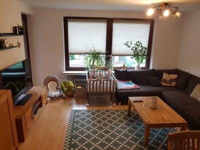 Sonnige 3,5 Zimmer Maisonette Wohnung mit Balkon und Einbauküche