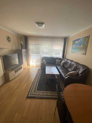 Exklusive, vollständig renovierte 1,5-Raum-Wohnung mit Balkon und Einbauküche in Xanten