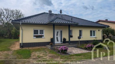 Bungalow - Baujahr 2019 - mit über 1000m² Grundstück in Protzen