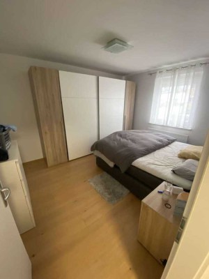 Schöne und modernisierte 2-Raum-Wohnung mit Balkon und EBK in Crailsheim