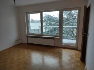 1-Zimmer-Wohnung mit Balkon und Einbauküche in Darmstadt