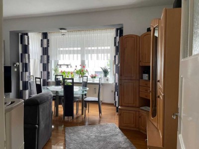 Helldurchflutete 3.5-Zimmer-Wohnung im verkehrsberuhigten Bereich