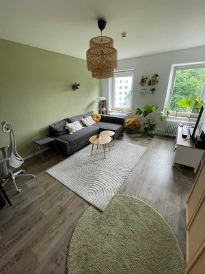 Helle renovierte 2-Zimmer-Wohnung
