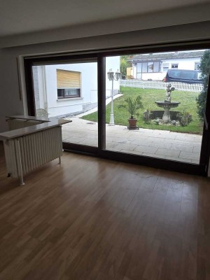 Moderne 3-Zimmer-Wohnung mit Einbauküche und Terrasse in Gießen-Rödgen