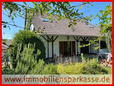 Charmantes Haus mit Garten und Garage - ideal für Familien!