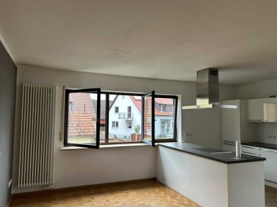 Helle 3,5-Zimmer-Wohnung in Willanzheim zu vermieten