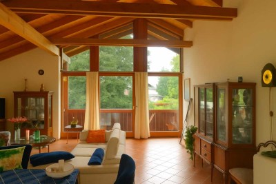 Ein Zuhause zum Wohlfühlen mit Einliegerwohnung und großen eingefriedeten Garten