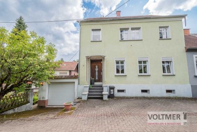 WOHNLICH - gepflegtes Einfamilienhaus mit Garage, Garten und großem Grundstück in Hangard!