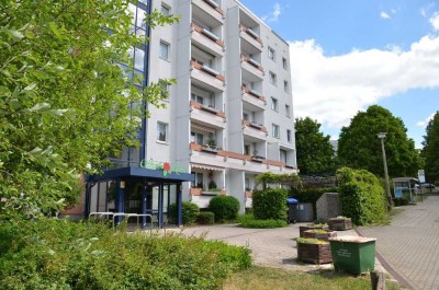 Altengerechte 2-Raumwohnung mit Einbauküche sucht neue Mieter!