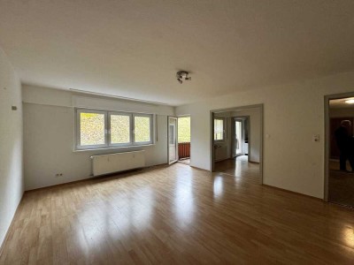 Helle 2-Zimmer-Wohnung mit Balkon und Einbauküche im Erdgeschoss von Furtwangen!