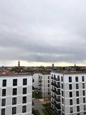 Geschmackvolle 1-Zimmer-DG-Wohnung mit gehobener Innenausstattung & EBK
