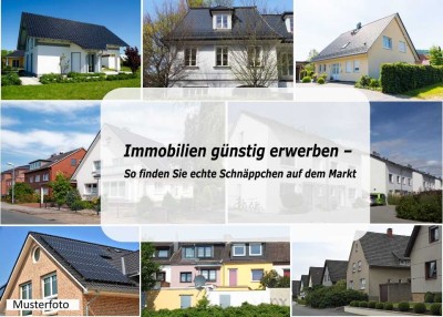 Familienidyll: Großzügiges Einfamilienhaus mit sonnigem Wintergarten