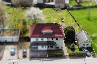 Charmante Doppelhaushälfte mit Gestaltungspotential