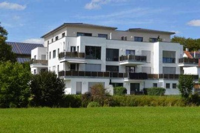 Stilvolle, neuwertige 3,5-Zimmer-Wohnung mit gehobener Innenausstattung mit EBK in Mittelbiberach