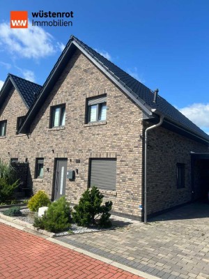 Moderne Doppelhaushälfte in ruhiger Sackgassenlage – Ideal für junge Familien