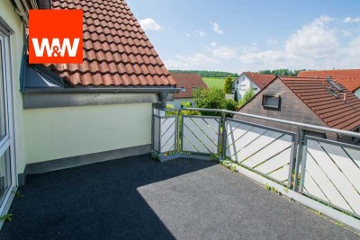 Viel Grün und viel frische Luft in Bissingen - Lebenswerte Dachgeschosswohnung mit toller Terrasse