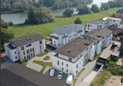 ERSTBEZUG 2-Zimmer-Loft-Wohnung mit direktem unverbaubaren Blick auf den Main