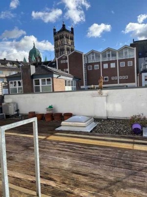 Helle 3-Zimmer Terrassenwohnung in Neuss mit Quirinusblick