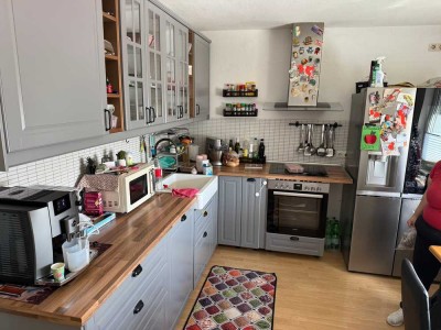 Schöne 4-Zimmer-Wohnung mit Einbauküche in Abensberg