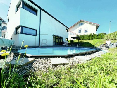 ++Exklusives Einfamilienhaus mit privatem Pool in begehrter Wohnlage++