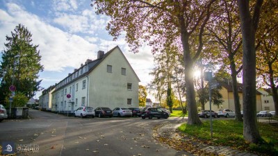 Super gepflegte 2-Zimmer Wohnung im DG in Staffel