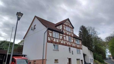 Großzügiges Familiendomizil mitten in Lohfelden