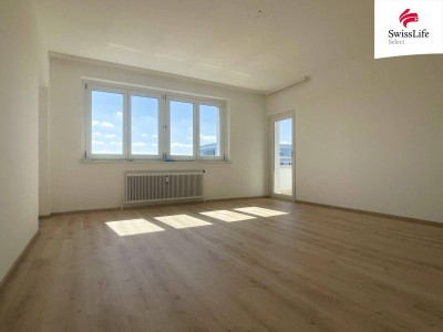 3-Zimmer-Wohnung mit Weitblick | Loggia | KFZ-Stellplatz | WG-geeignet