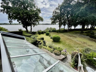 Charmantes Reihenhaus in Bestlage  am Elbe-Hochufer – großzügig und lichtdurchflutet