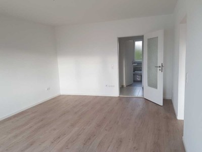 Gröbenzell - 2-Zi-Whg., hell, großzügig, sonniger Balkon ins Grüne, modern renoviert