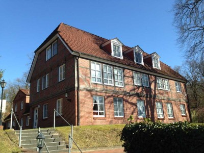 Bendestorf, großzügige DG-Wohnung mit Spitzboden, Stellplatz, von Privat ohne Courtage