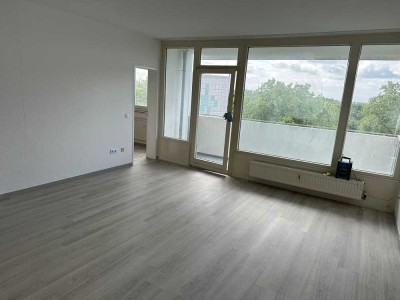 Preiswerte, gepflegte 1-Raum-Wohnung mit Balkon in Duisburg