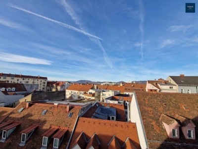 Jakoministraße 17/10 - Teilmöblierte sonnige Maisonette mit einer großzügigen sonnigen Dachterrasse und Carport in zentraler Lage