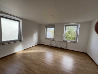 Dachgeschosswohnung in der Innenstadt zu vermieten