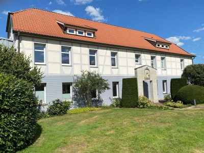 Schöne 3,5-Zimmer-Wohnung auf idyllischem Hof im Zentrum von Hankensbüttel