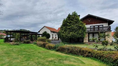 Einfamilienhaus mit viel Platz und großem Grundstück