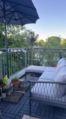 Moderne 2-Zimmer Dachgeschosswohnung mit Balkon in Stahnsdorf