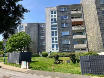 Wir renovieren für Sie! 2-Zimmer-Wohnung mit Balkon in Velbert!