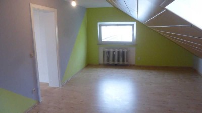Schön geschnittene 2 Raum Wohnung in guter, ruhiger Lage
