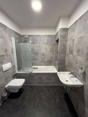 ❄️ NEU! Gemütliche 3-Raum-Wohnung in Stadtfeld Ost I Fahrstuhl vorhanden I Einbauküche ❄️