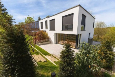 ARCHITEKTENHAUS NIEDRIGENERGIE-DOPPELHAUSHÄLFTE IN FELDAFING - Exklusive Ausstattung - S-BAHN-Nähe