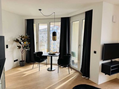 ***LUXURIÖSES WOHNEN IN MÖBLIERTEN APARTMENTS~BALKON~STELLPLATZ***