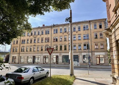 Löbtauer Altbauwohnung mit Charme – hohe Decken, separate Küche, Tageslichtbad | ca. 4,4 % Rendite